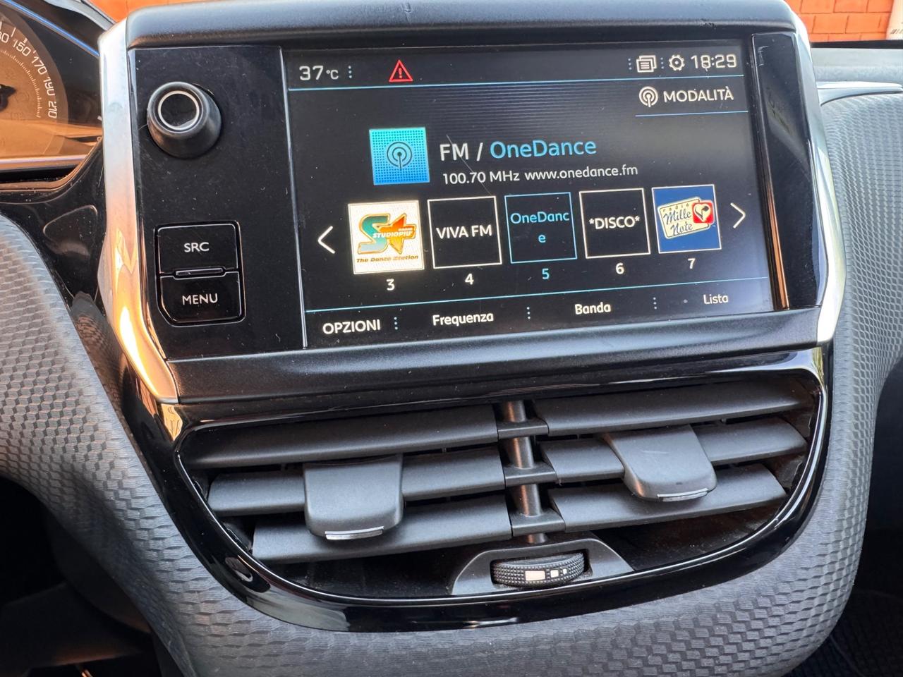 Peugeot 2008 1.6 d, euro 6b, anno 2018! Unico proprietario