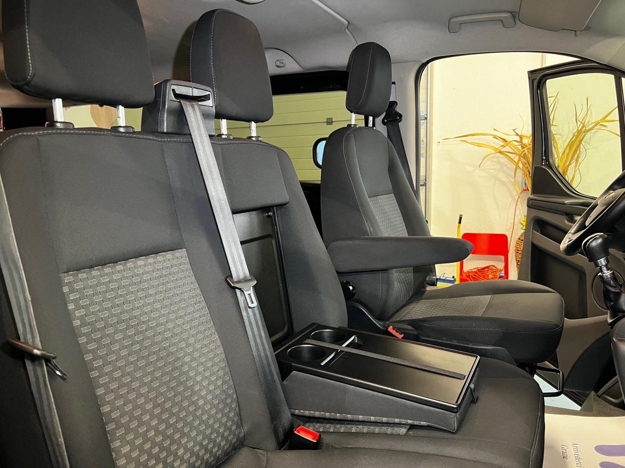 Ford Transit Custom 320 2.0 EcoBlue Hybrid 130 PC Combi Trend