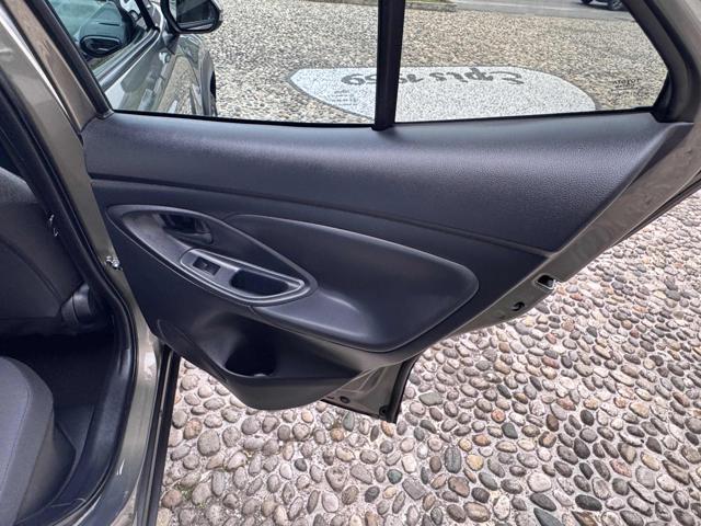 TOYOTA Yaris Cross 1.5 Hybrid 5p. E-CVT Business