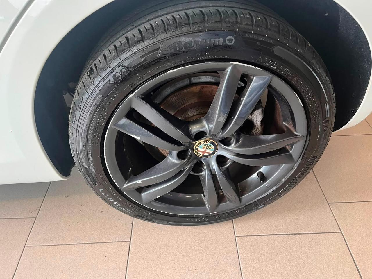 Alfa Romeo Giulietta 1.4 Turbo 120 CV GPL Riders