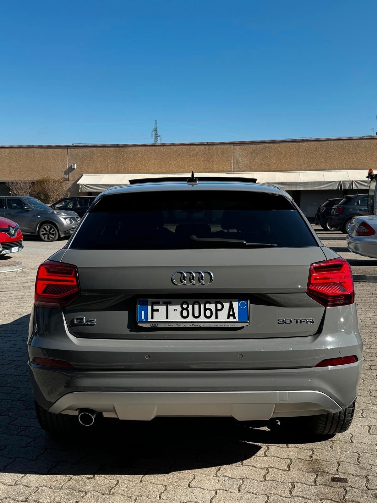 Audi Q2 30 TFSI Business