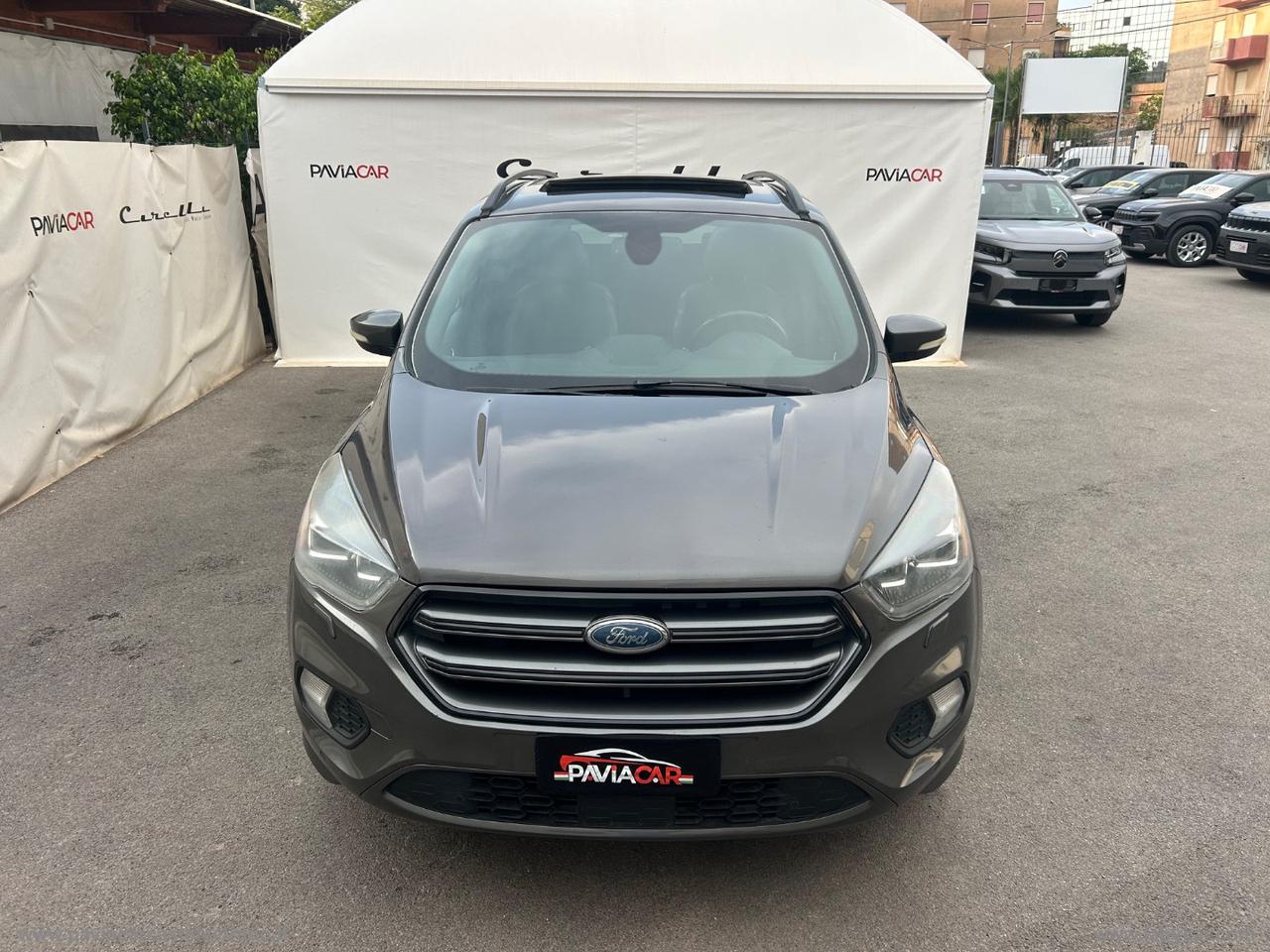 FORD Kuga 2.0 TDCI 150CV S&S 2WD ST-Line Bus.