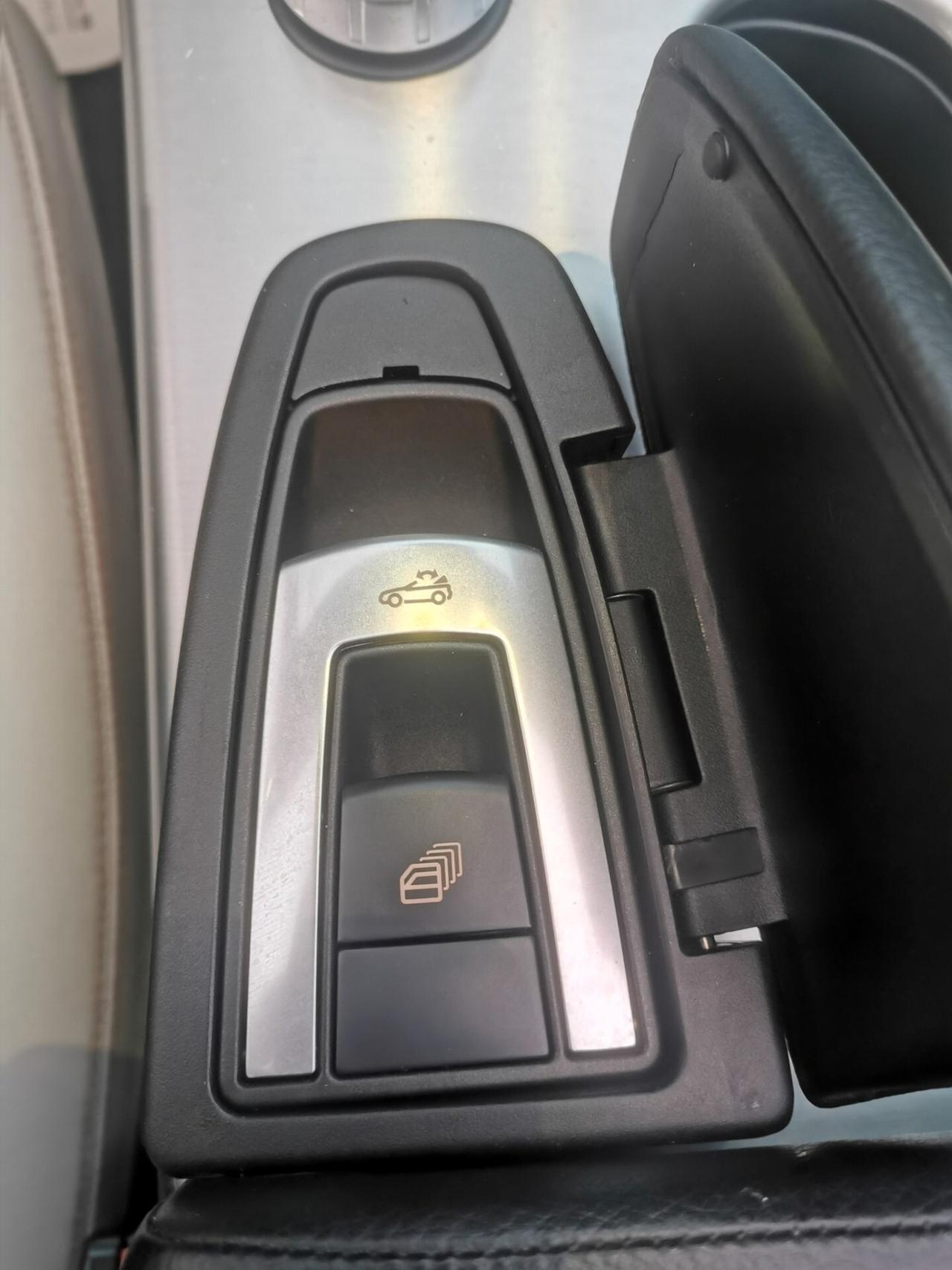 Mercedes-Benz SLK 184cv AMG Premium 2012