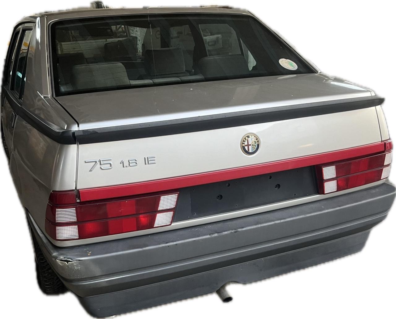 Alfa Romeo 75 1.6 IE cat