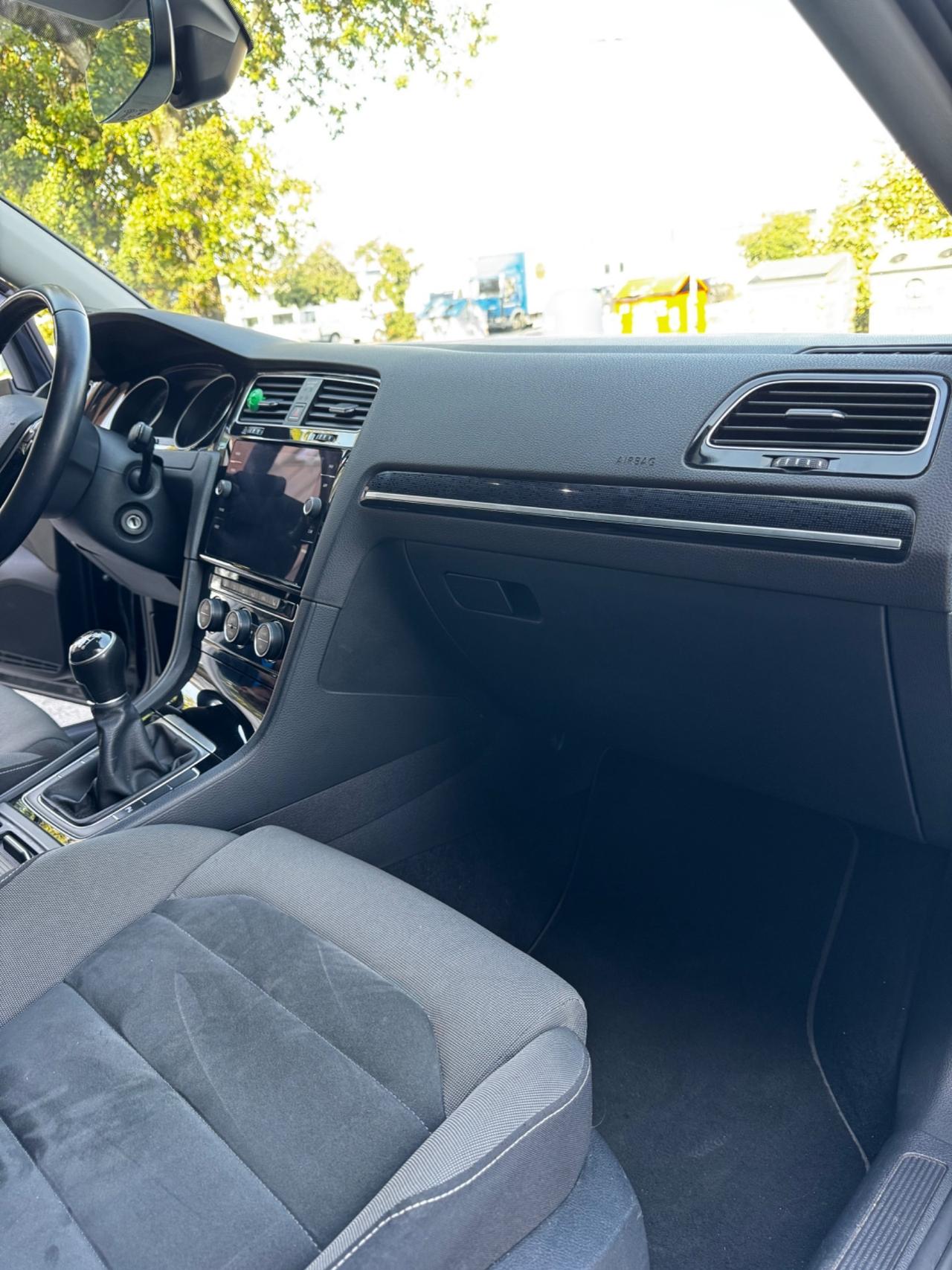 Volkswagen Golf 2.0 TDI 5p. Executive BlueMotion Technology