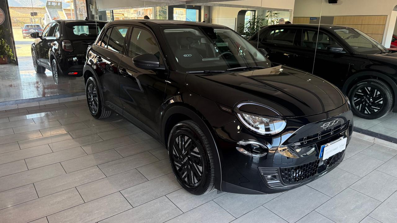 Fiat 600 Hybrid 110 CV DCT MHEV UFF ITALIA