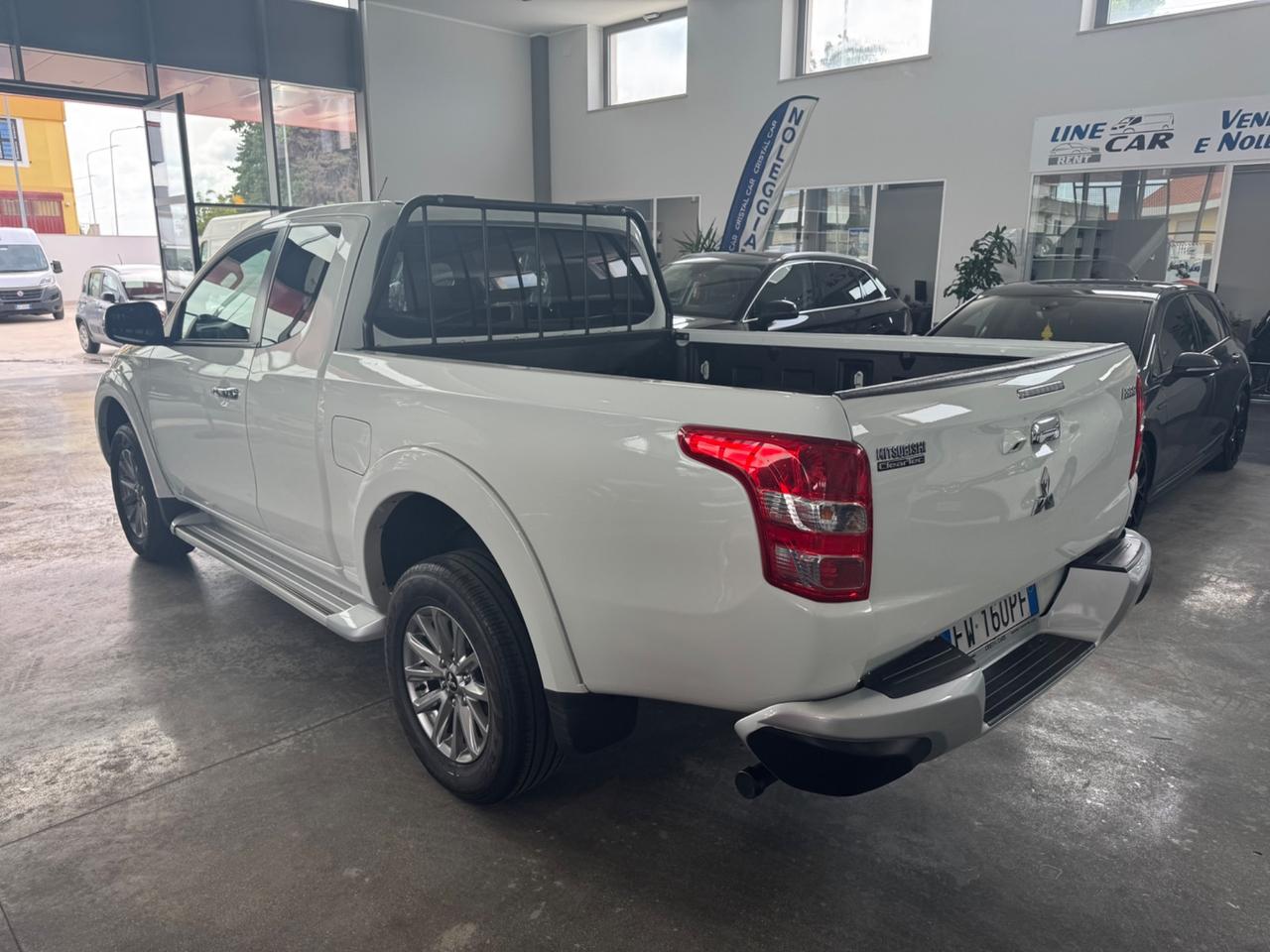 Mitsubishi L200 2.4 DI-D/181 cav double cab king nav MGN