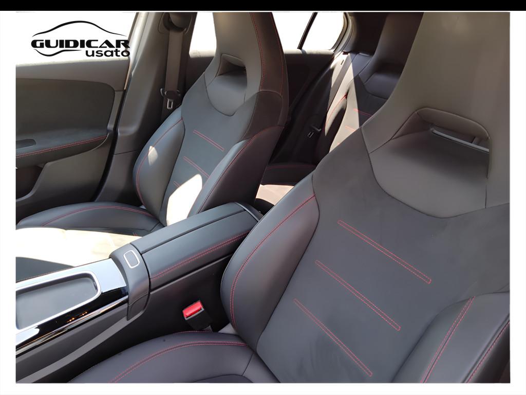 Mercedes-Benz Classe A - W177 2023 - A 180 d AMG Line Advanced Plus auto