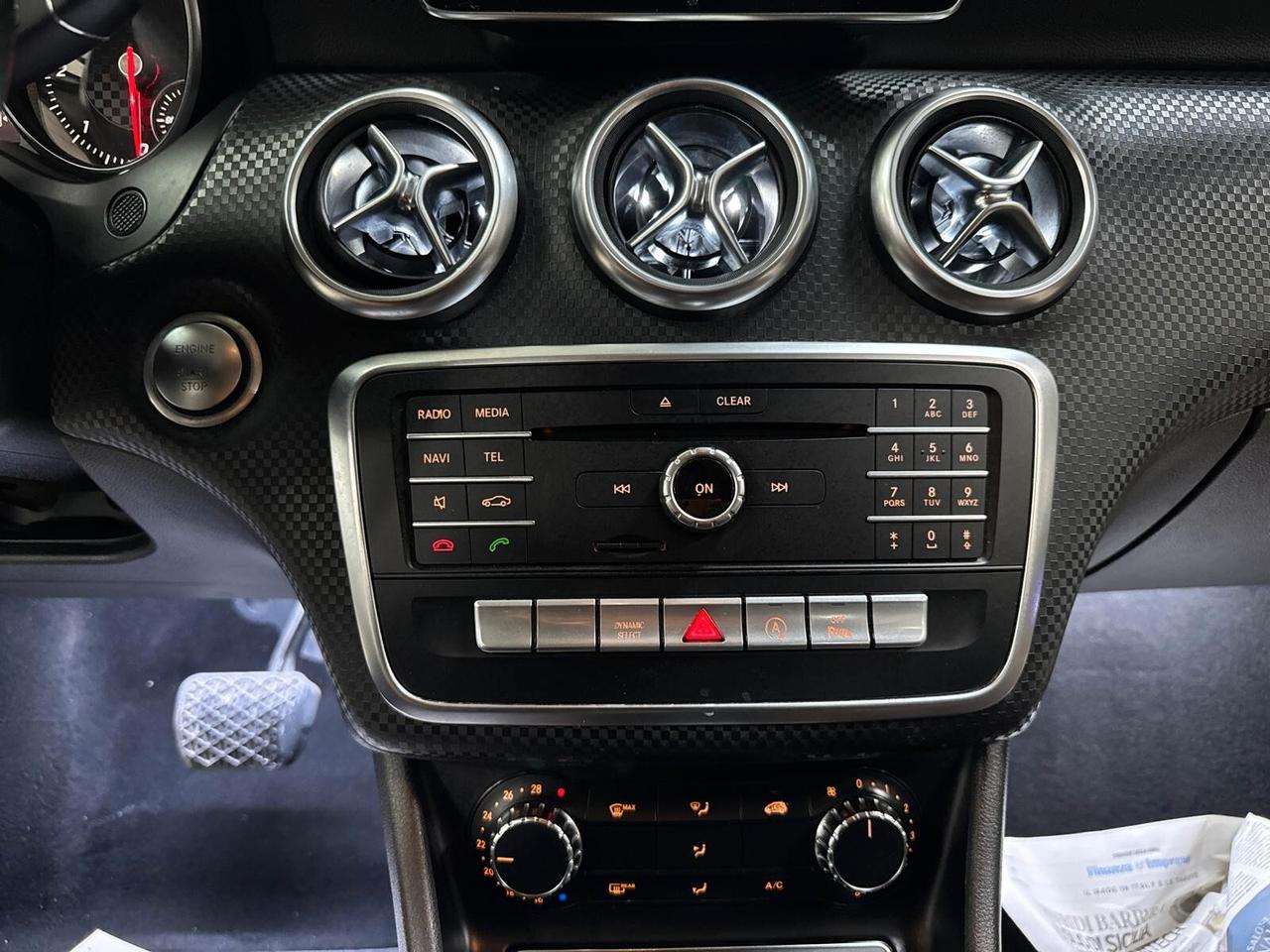 Mercedes A 180d Automatic Total Black 2018