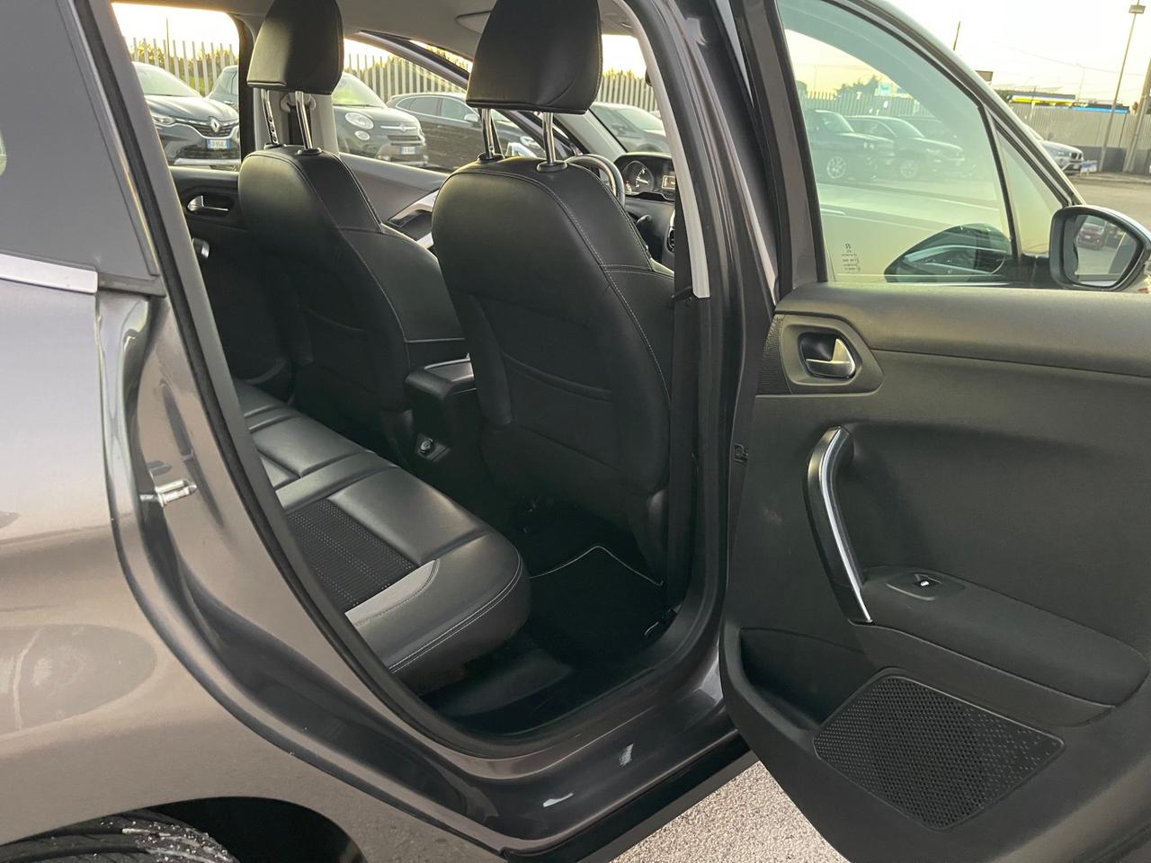 PEUGEOT 2008 1.6 HDI FULL LED ALLURE PARI AL NUOVO