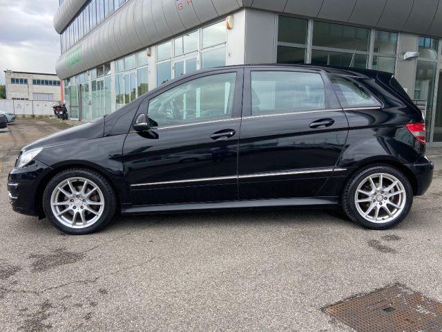 MERCEDES-BENZ B 180 CDI Sport