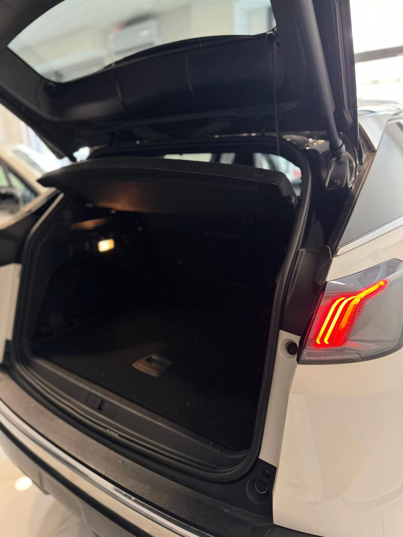 Peugeot 3008 BlueHDi 130 S&S EAT8 GT Pack TETTO APRIBILE