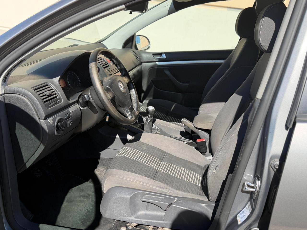 Volkswagen Golf 1.6 BENZINA GPL 2008