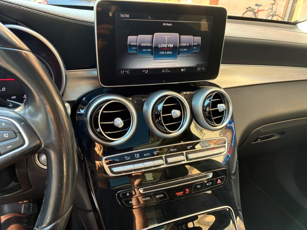 Mercedes GLC 220 4Matic Premium-2015
