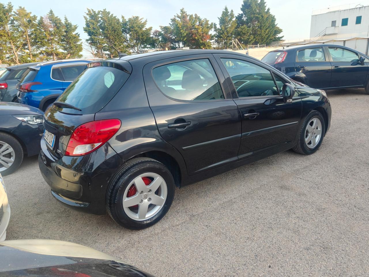 Peugeot 207 1.4 8V 75CV 5p. Energie