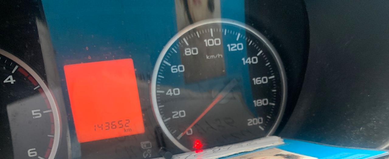 Mitsubishi L200 4 Posti, autoc, tdi 4x4, unico prop, 140000km 2018, tenuto +, tagliandi, cassone lun, accessori