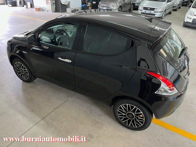 LANCIA Ypsilon 1.0 Hybrid Platino PREZZO VERO