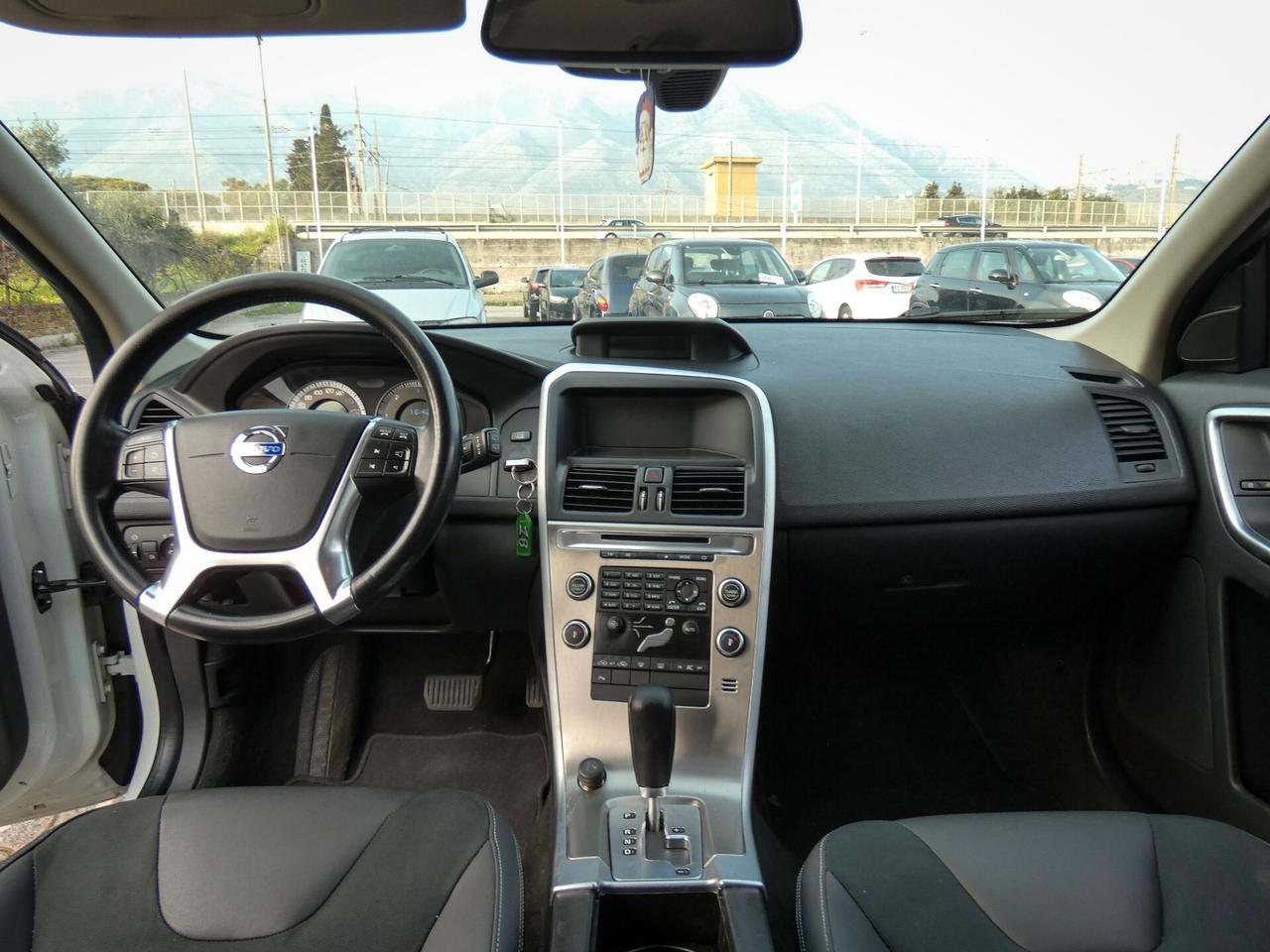 Volvo XC 60 XC60 2.4 D 175 CV FWD Geartronic Kinetic