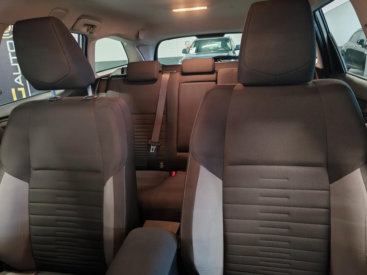 Toyota Auris 1.8 Hybrid Lounge