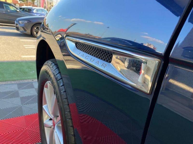 Jaguar F-Pace 2.0 D 180 CV AWD aut. ** MOTORE NUOVO **