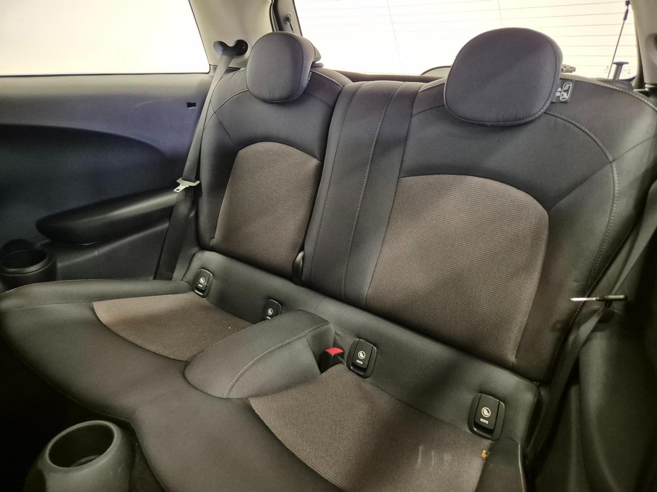 Mini Mini 3 Porte Mini 3p 1.5 One First 75cv - NEOPATENTATI