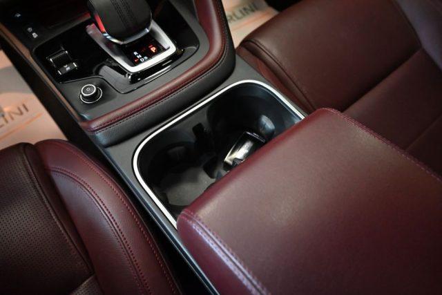 JAGUAR E-Pace 2.0 d R-DYNAMIC HSE 204CV AUT.TETT.20"CAM360°FULL!