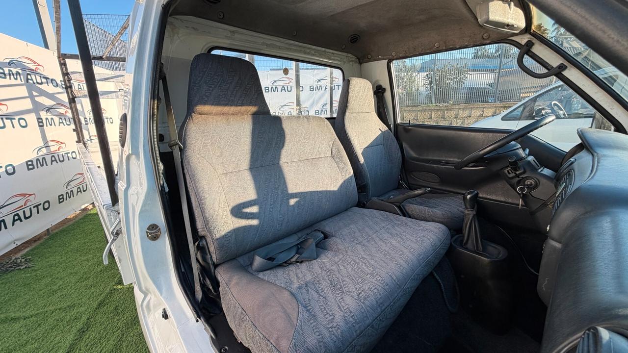 Hyundai H 100 2.5 diesel 80cv doppie ruote gemellate con tendone