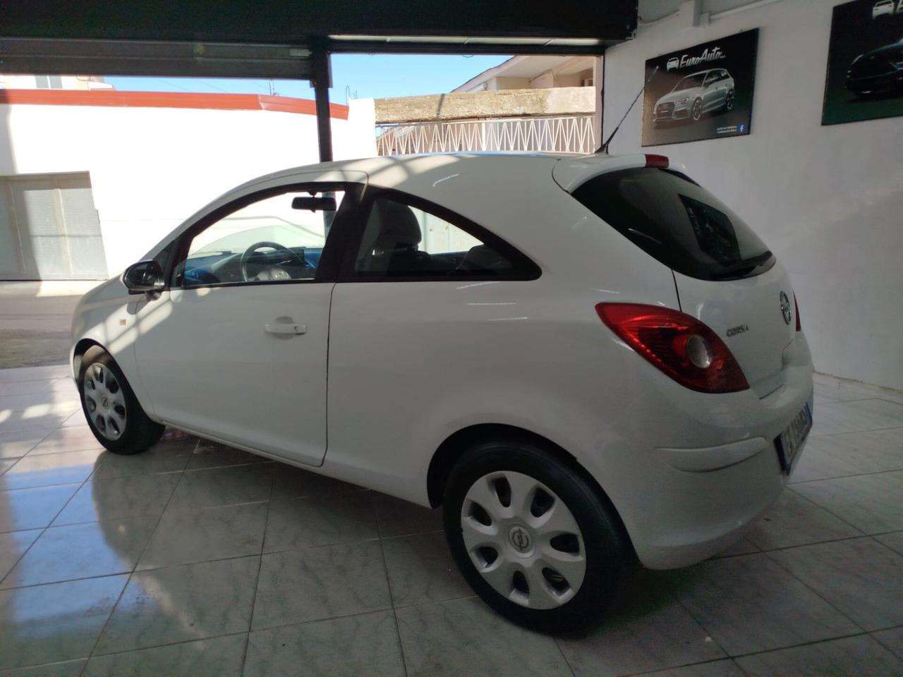 Opel Corsa 1.2 bnz/GPL 2015 CON GARANZIA