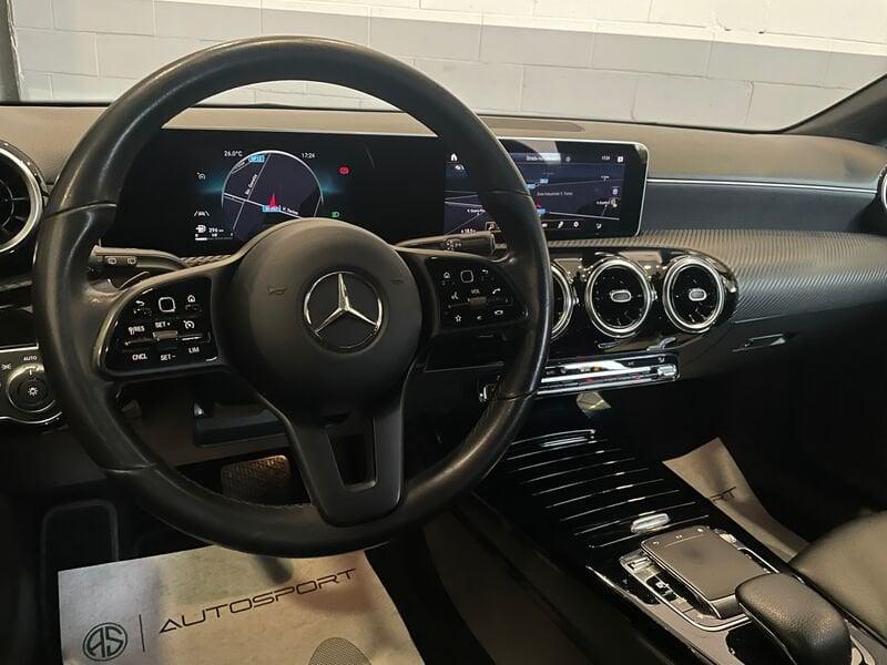 Mercedes-Benz Classe A A 180 d Sport auto