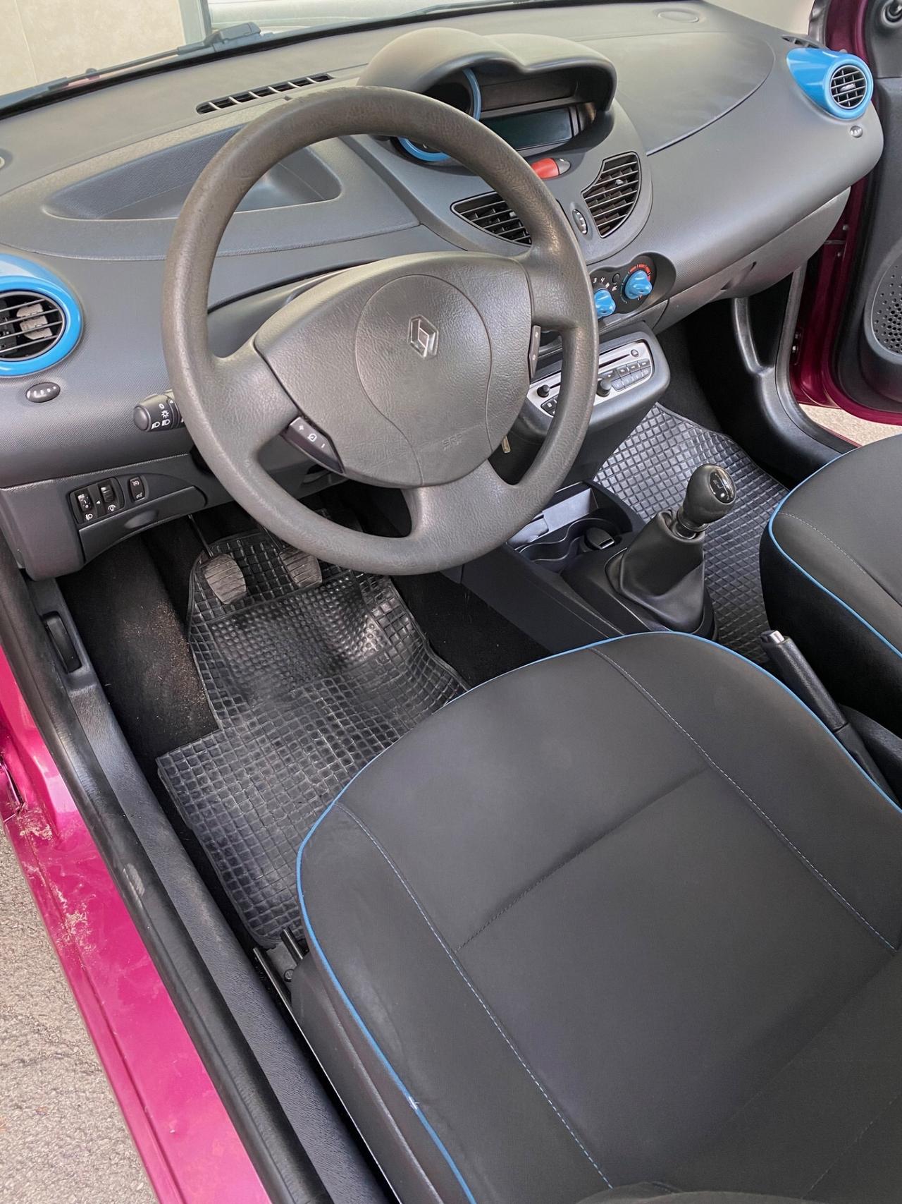 Renault Twingo 1.2 16V benzina 75cv “Live”