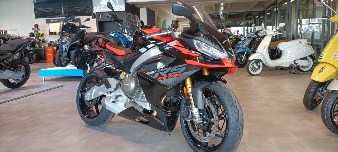 Aprilia RS 660 Factory