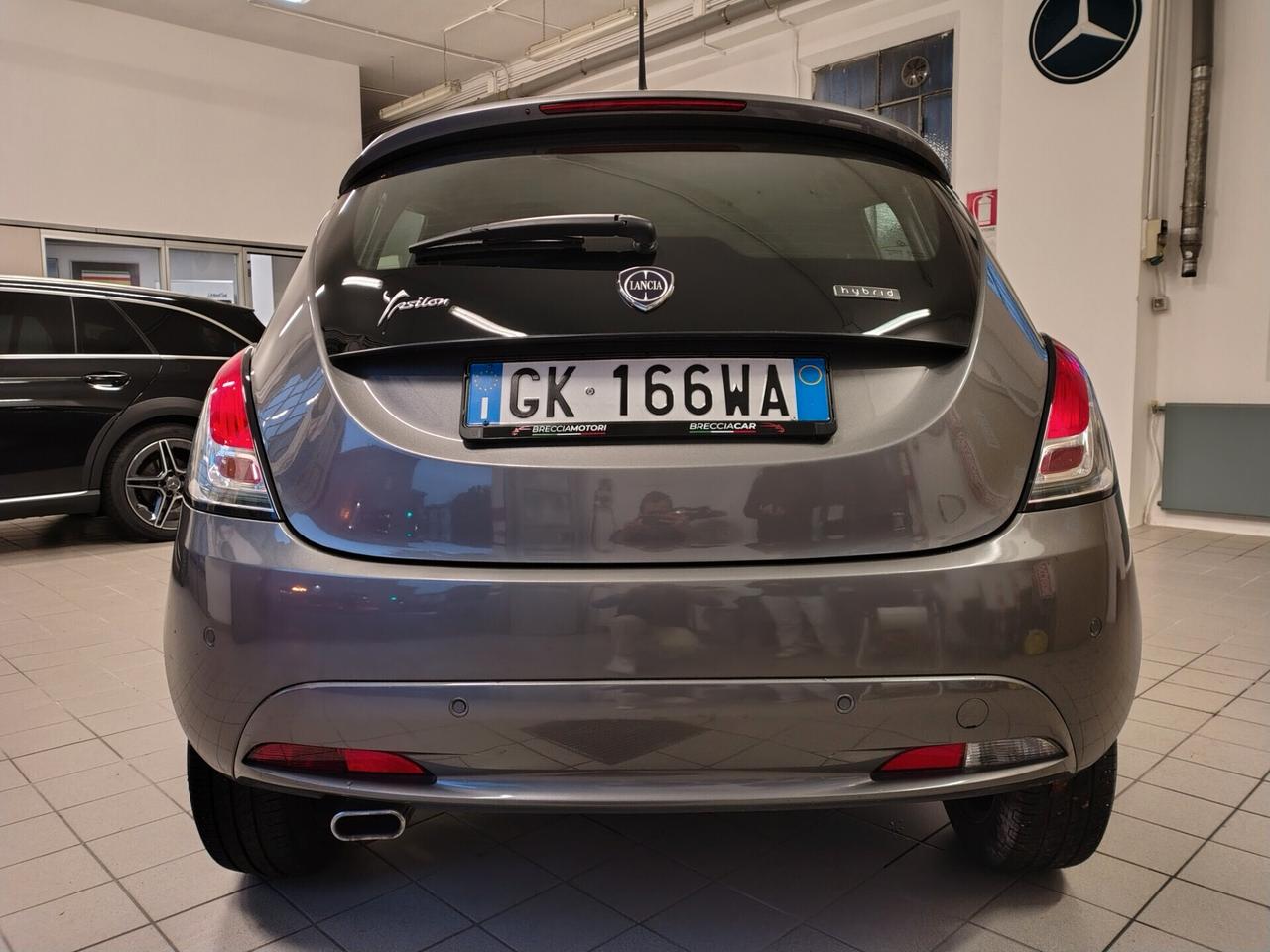 LANCIA YPSILON 1.0 HYBRID OK NEOPATENTATI