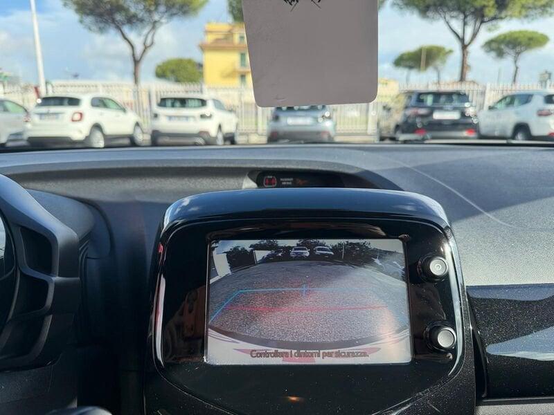 Toyota Aygo Aygo 5p 1.0 x-cool 70 CV, RETROCAMERA!