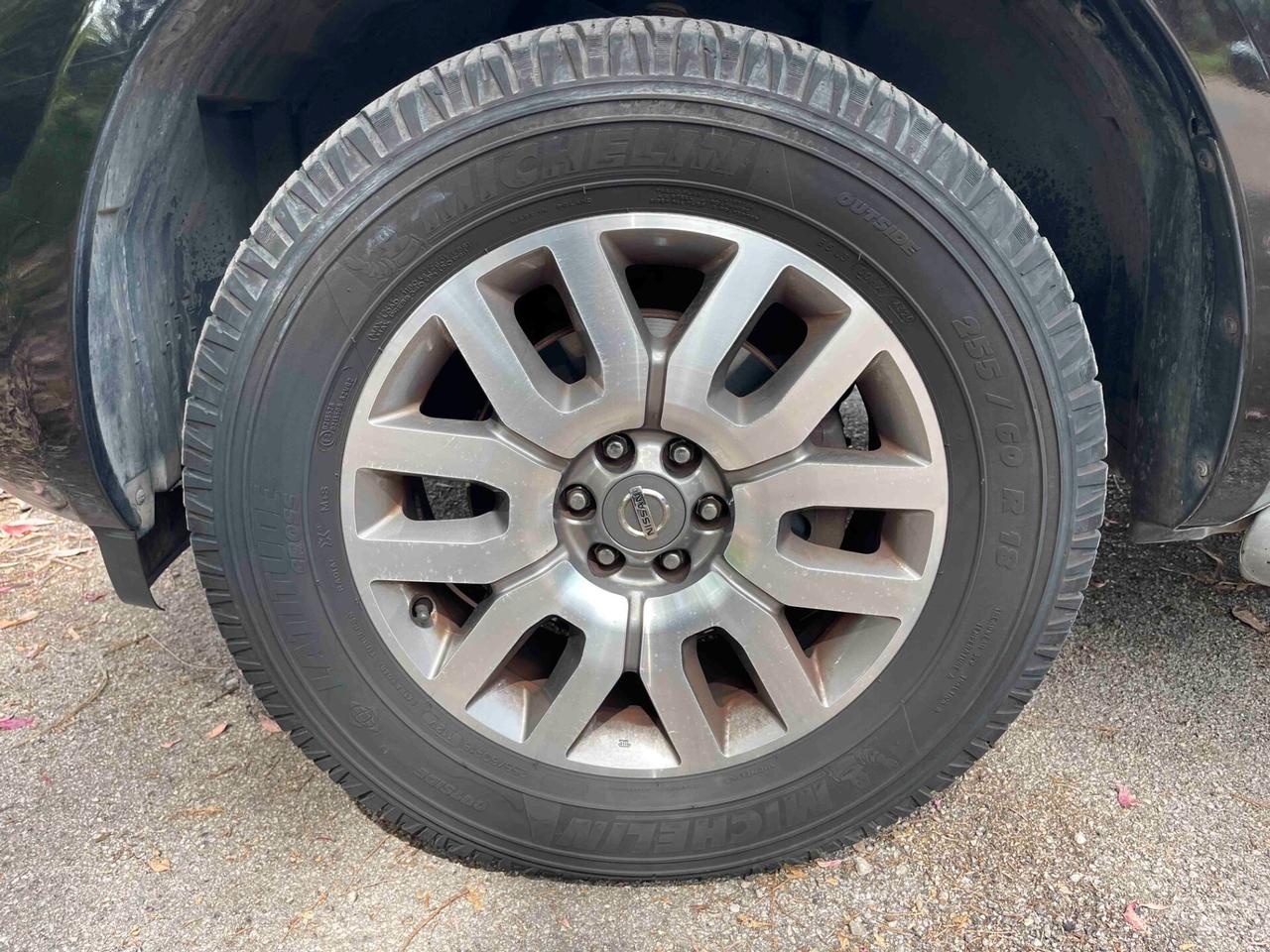 Nissan Pathfinder 2.5 dCi LE anno 2014 TETTO APRIBILE 7 POSTI UNICOPROPRIETARIO