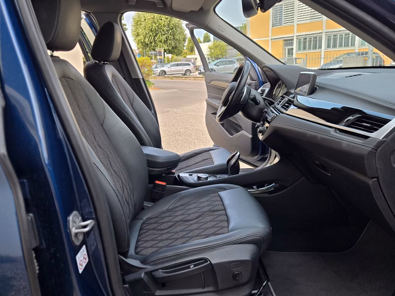 Bmw X1 sDrive20d xLine Plus con gancio traino