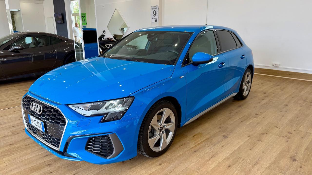 Audi A3TFSI S-Line mhev