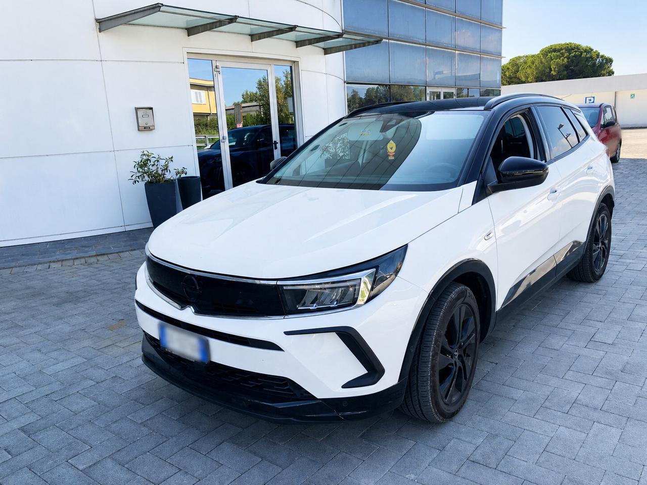 Opel Grandland 1.2 Turbo 12V 130 CV