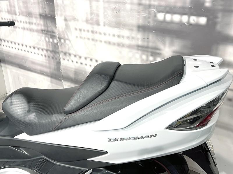 Suzuki Nuovo Burgman 400 Lux
