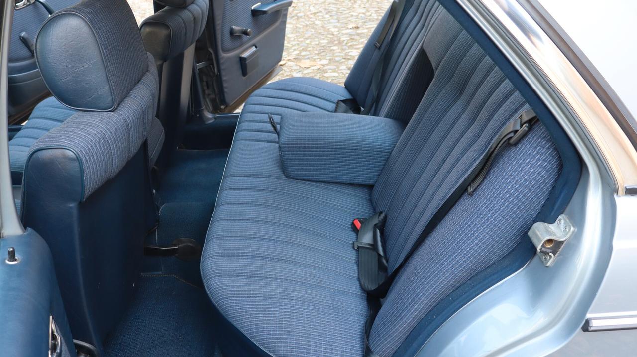 Mercedes-benz 200 Mercedes W123 48.000KM da Museo!!!