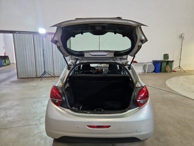 PEUGEOT 208 1.2 GPL PureTech 82 5p. Allure