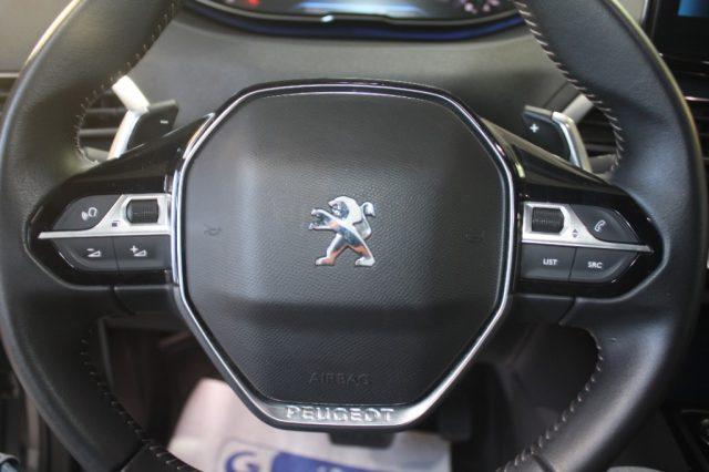 PEUGEOT 3008 BlueHDi 130 EAT8 Allure Pack