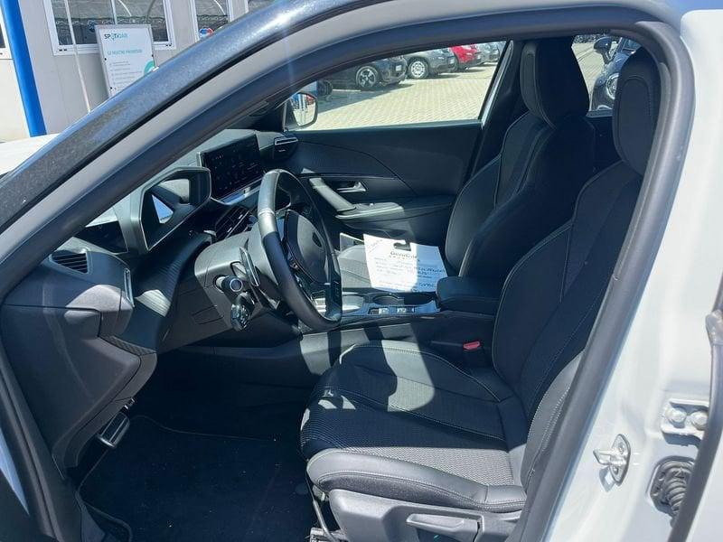Peugeot 2008 2008 PureTech 130 S&S EAT8 GT
