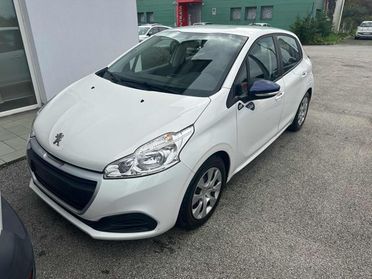 PEUGEOT 208 PureTech 1.2 Like