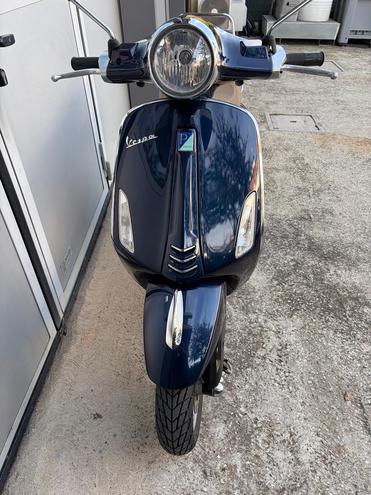 Piaggio Vespa 50 Primavera