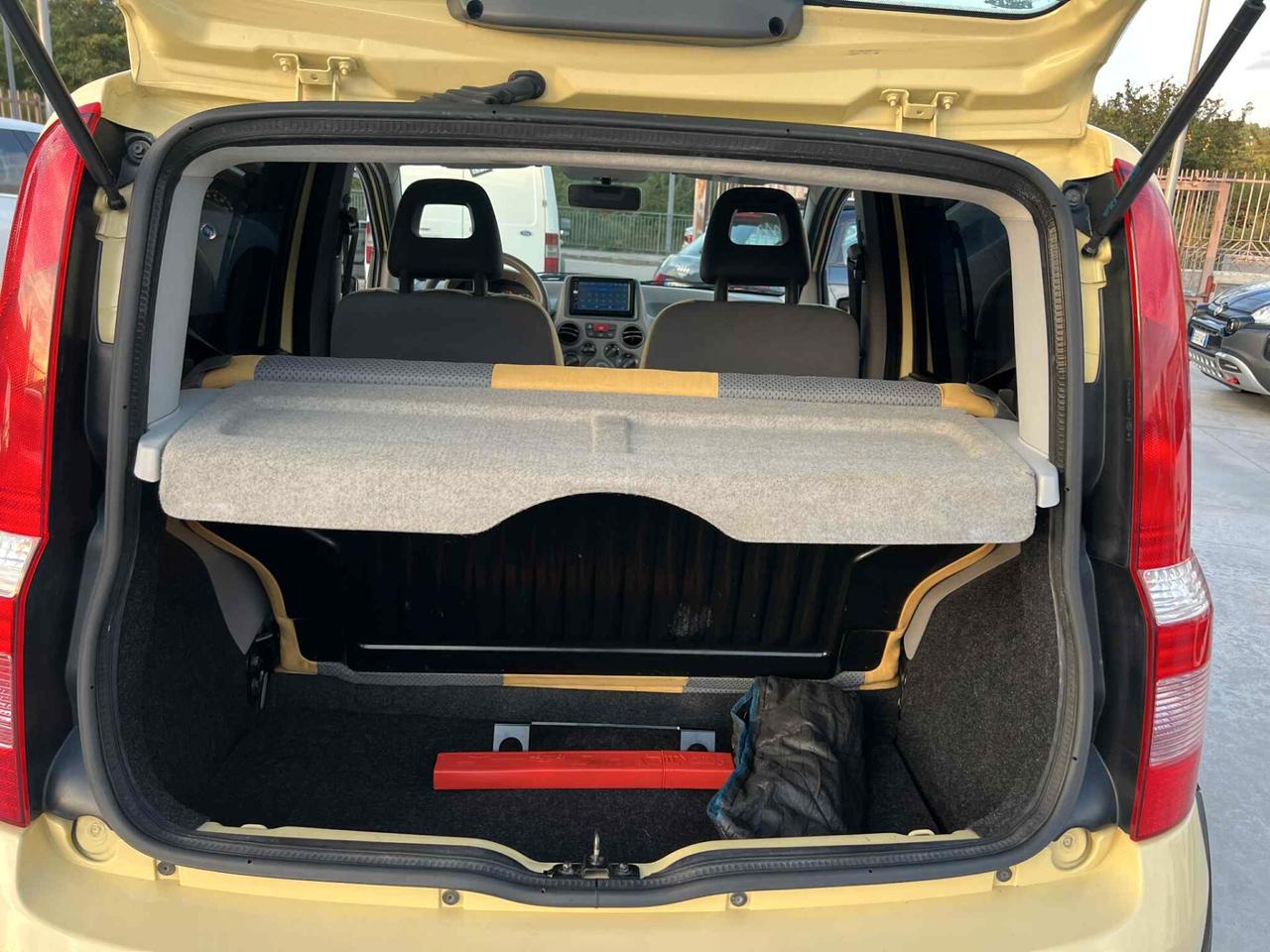 Fiat Panda 1.3 MJT 4x4 --BEN TENUTA-