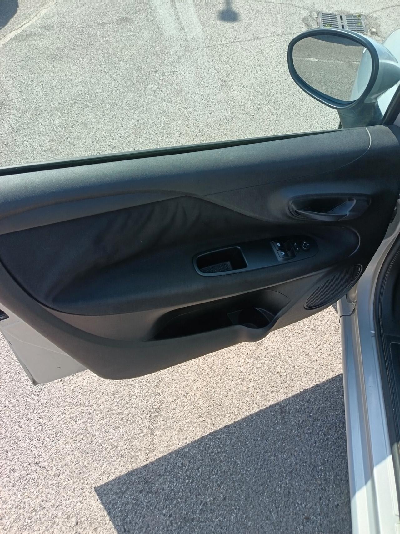 Fiat Punto Evo 1.4 5 porte S&S Dualogic Dynamic