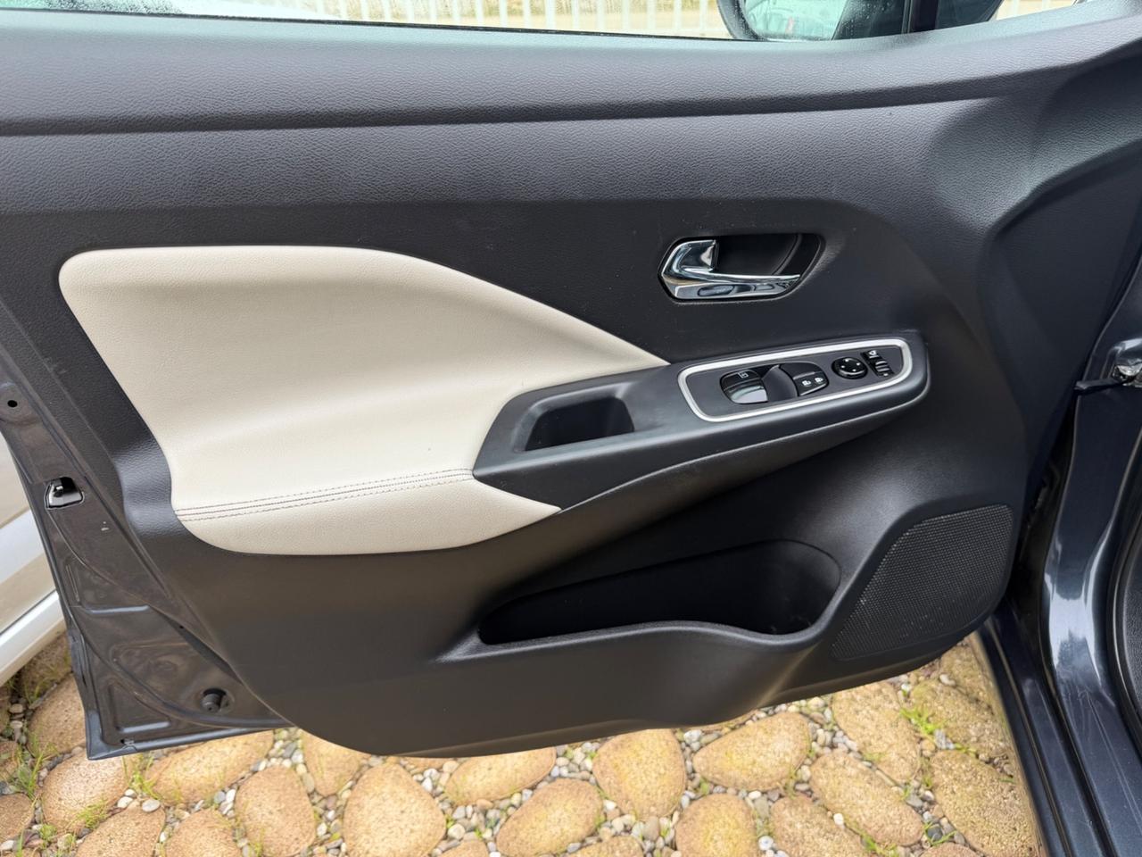 Nissan Micra 1.5 dCi 8V 5 porte Tekna