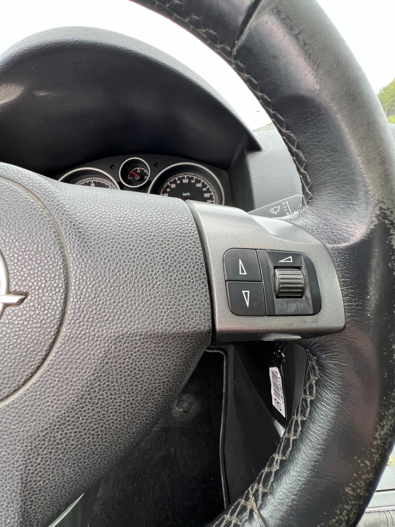 Opel Astra 1.7 CDTI 101CV 5 porte Cosmo