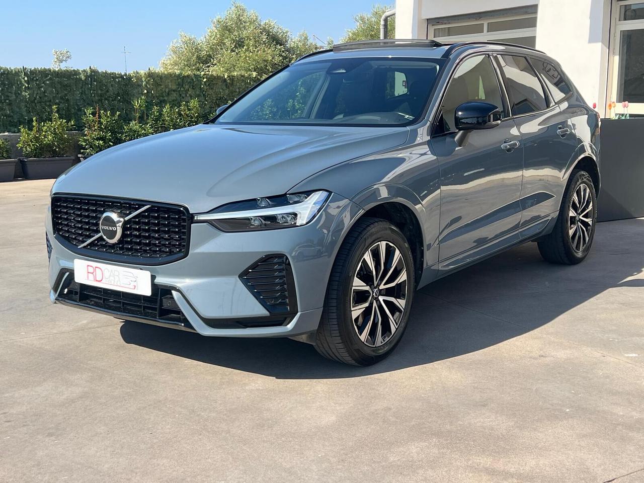 Volvo XC 60 Plus Dark