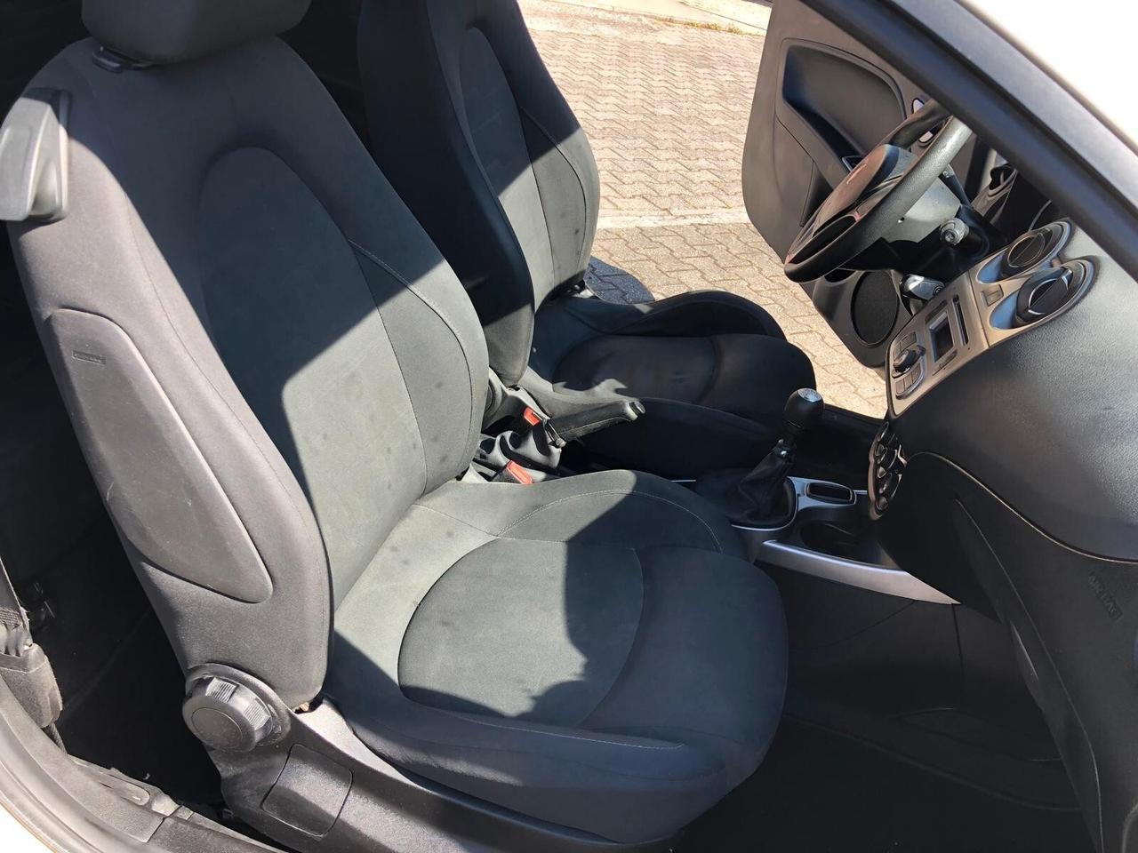 Alfa Romeo MiTo 1.4 8V ADATTA PER NEOPATENTATI CON GARANZIA 12 MESI E POSSIBILITA' DI ESTENSIONE FINO A 36 MESI!!!